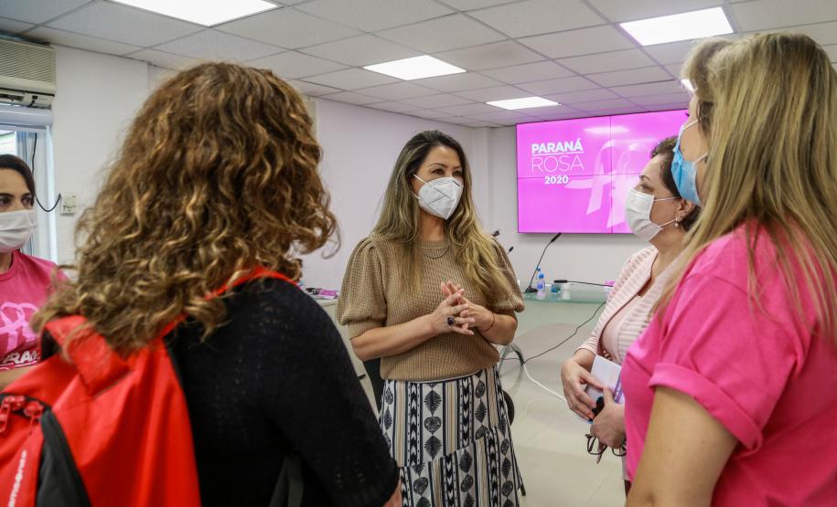 Paraná Rosa alerta sobre a importância do cuidado com a saúde da mulher