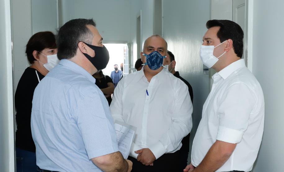 Governador e secretário da Saúde visitam Hospital de Dermatologia Sanitária do Paraná