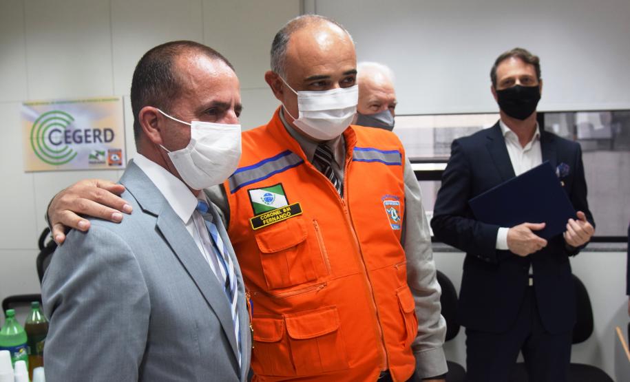 Secretário é homenageado pela Defesa Civil do Paraná