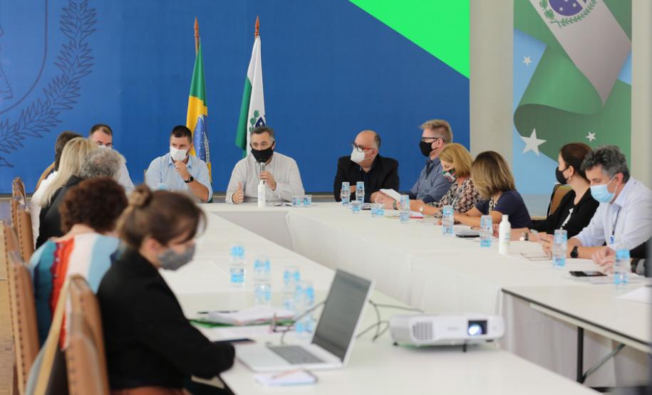 Estado e prefeituras da Grande Curitiba se unem para criar plano único de ação contra a pandemia