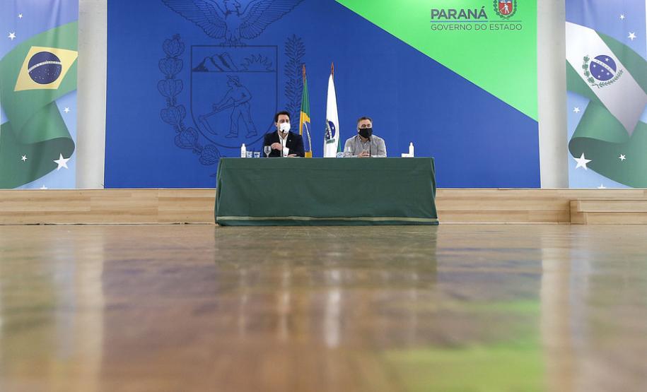 Paraná está preparado para a vacinação, afirma governador