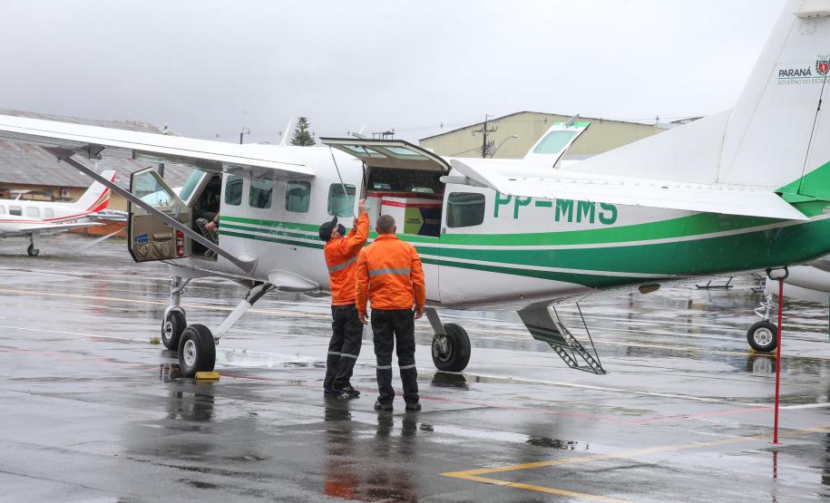 Governo começa a distribuir vacinas no Interior do Paraná