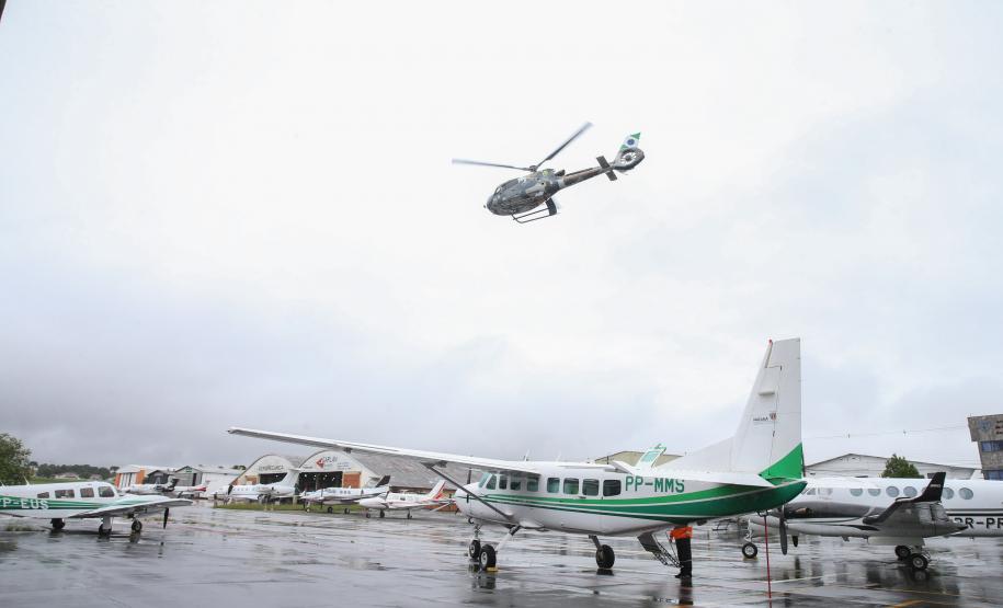 Governo começa a distribuir vacinas no Interior do Paraná