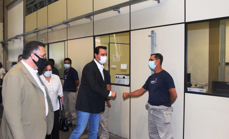 Paraná está pronto para iniciar vacinação contra a Covid-19, diz Ratinho Junior