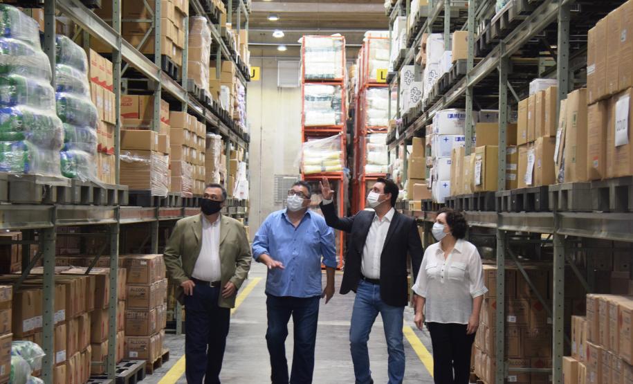 Paraná está pronto para iniciar vacinação contra a Covid-19, diz Ratinho Junior