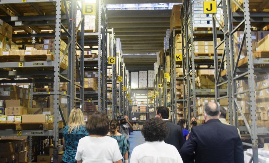 Paraná está pronto para iniciar vacinação contra a Covid-19, diz Ratinho Junior