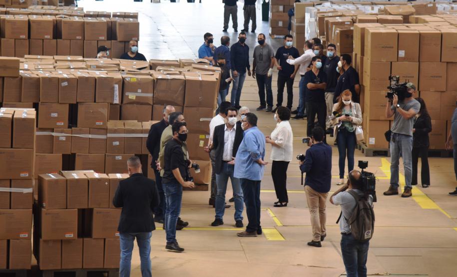 Paraná está pronto para iniciar vacinação contra a Covid-19, diz Ratinho Junior