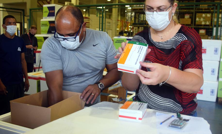 Agilidade das equipes da Saúde garante entrega a todos os municípios do Paraná