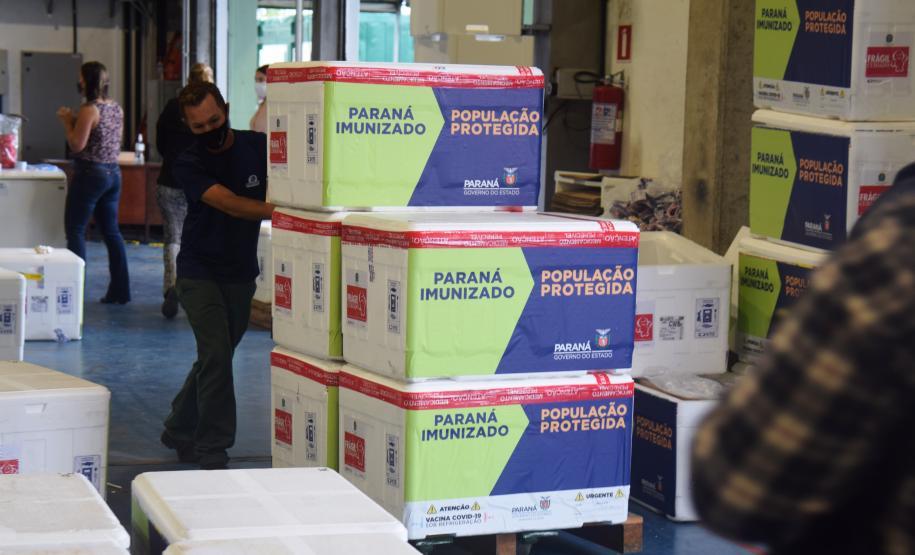 Agilidade das equipes da Saúde garante entrega a todos os municípios do Paraná