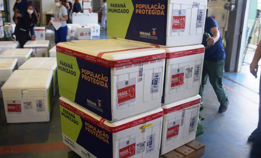 Agilidade das equipes da Saúde garante entrega a todos os municípios do Paraná