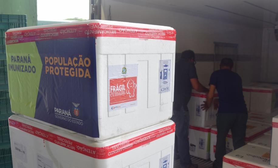 Agilidade das equipes da Saúde garante entrega a todos os municípios do Paraná