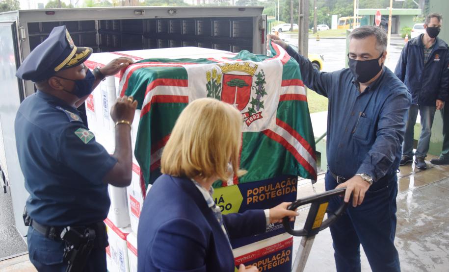 Agilidade das equipes da Saúde garante entrega a todos os municípios do Paraná