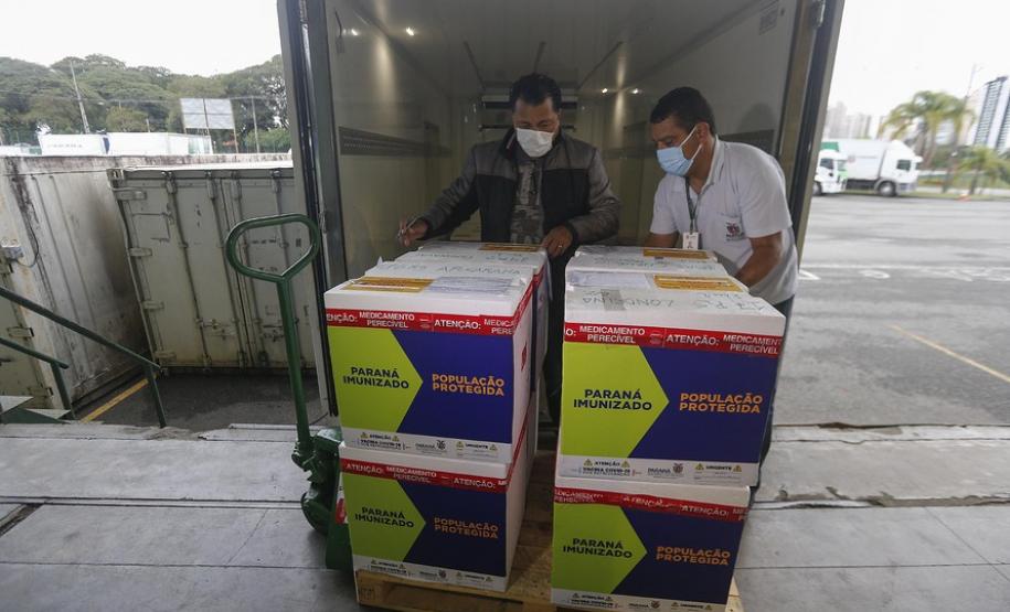 ENVIO DE VACINAS PARA AS REGIONAIS DE SAÚDE