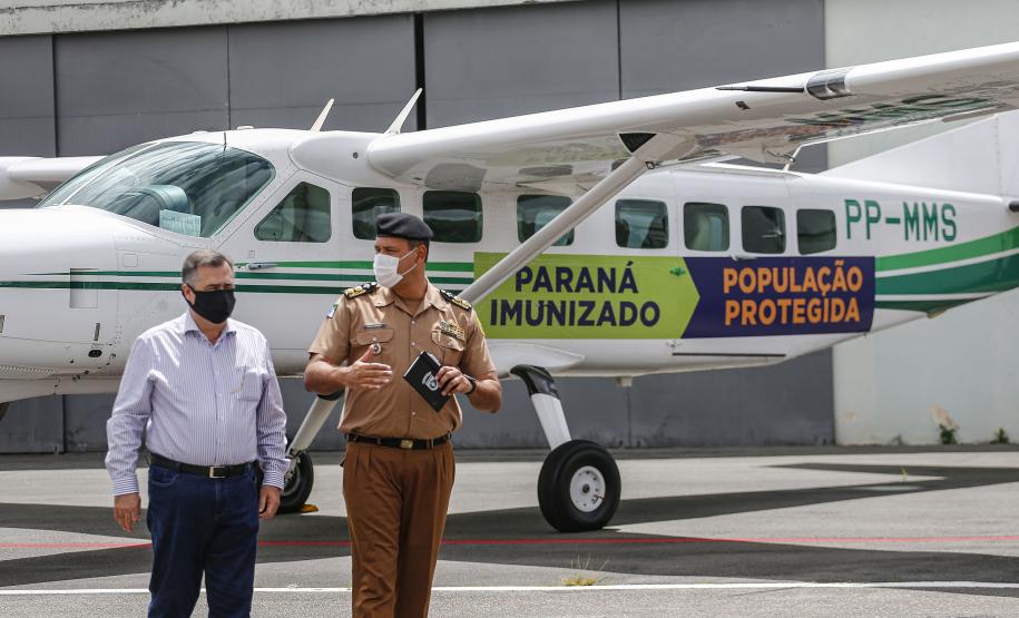 Governo vai usar frota aérea para agilizar transporte da vacina no Paraná