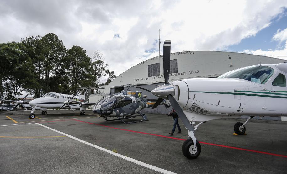 Governo vai usar frota aérea para agilizar transporte da vacina no Paraná