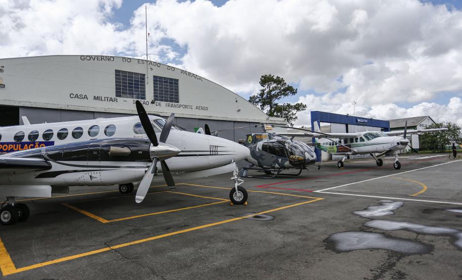 Governo vai usar frota aérea para agilizar transporte da vacina no Paraná