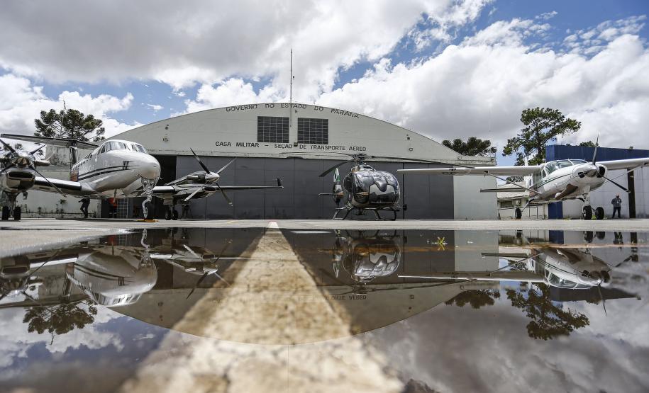 Governo vai usar frota aérea para agilizar transporte da vacina no Paraná