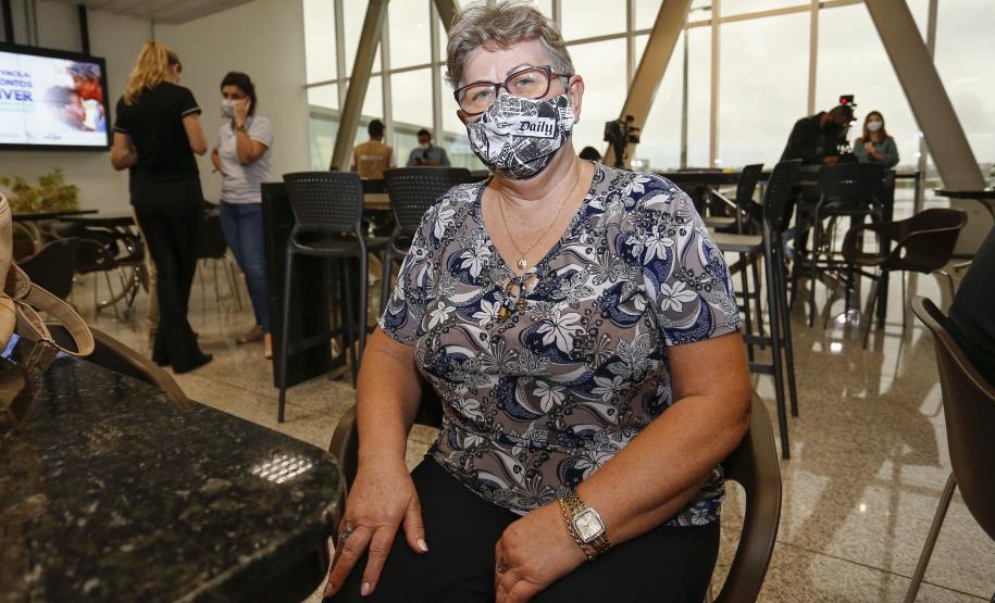 Paranaenses da Região Oeste comemoram chegada da vacina contra o coronavírus