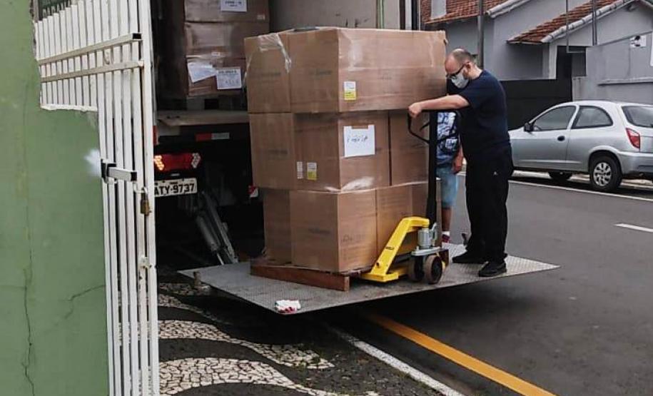 Sesa realiza força-tarefa neste final de semana para entrega de insumos que serão usados na vacinação contra a Covid-19