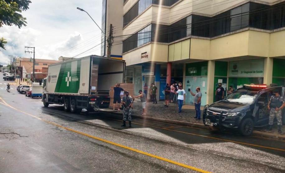 Sesa realiza força-tarefa neste final de semana para entrega de insumos que serão usados na vacinação contra a Covid-19