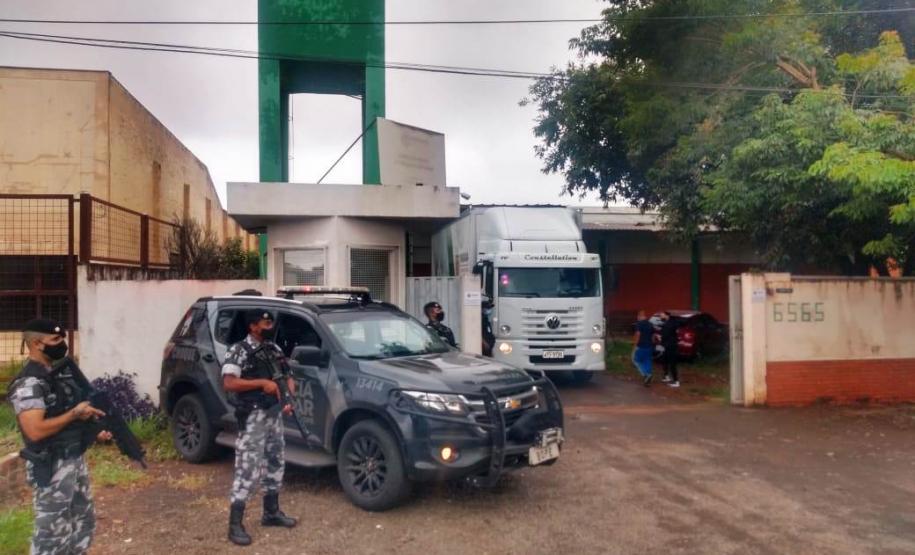 Sesa realiza força-tarefa neste final de semana para entrega de insumos que serão usados na vacinação contra a Covid-19