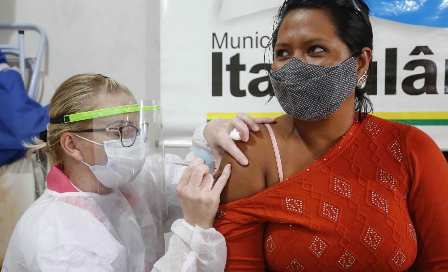 VACINAÇÃO - COMUNIDADE INDÍGENA