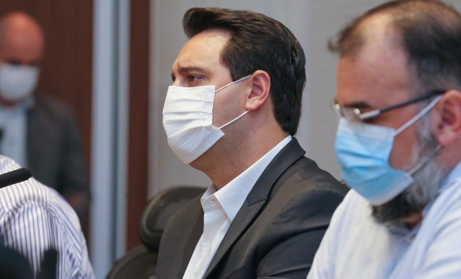 Apoio dos municípios é fundamental na luta contra a pandemia, diz governador