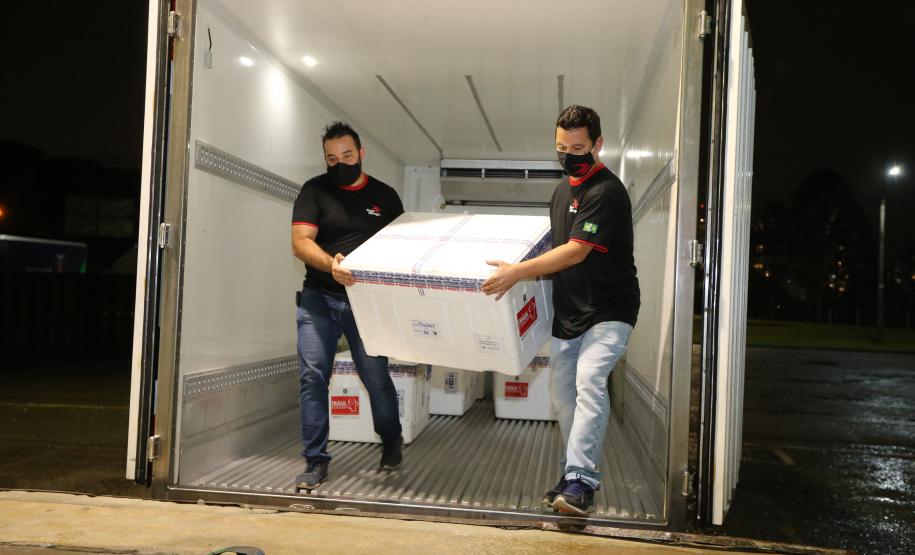 Novo lote da vacina CoronaVac chega ao Paraná 24/02/2021