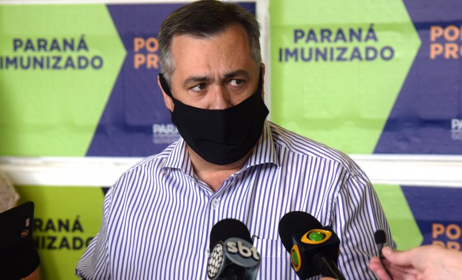 Paraná recebe 102.500 unidades da vacina AstraZeneca e já inicia processo de distribuição