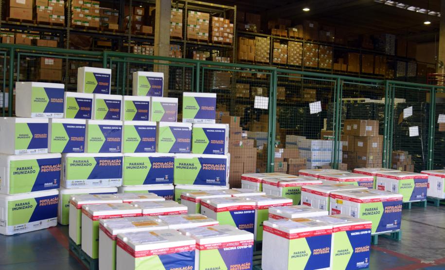 Paraná garante vacina para 90% dos trabalhadores da saúde