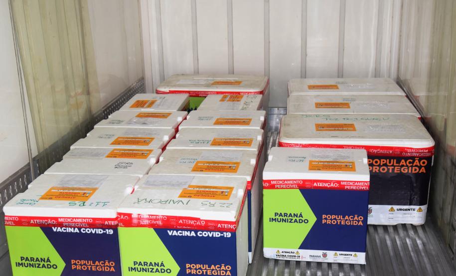 Paraná garante vacina para 90% dos trabalhadores da saúde