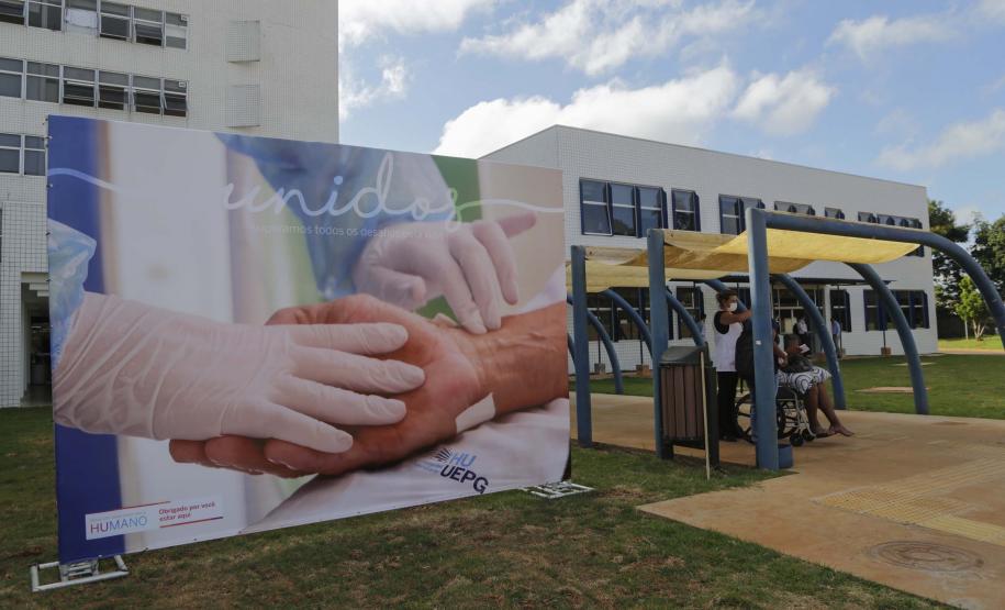Nova ala amplia atendimento no Hospital Universitário dos Campos Gerais