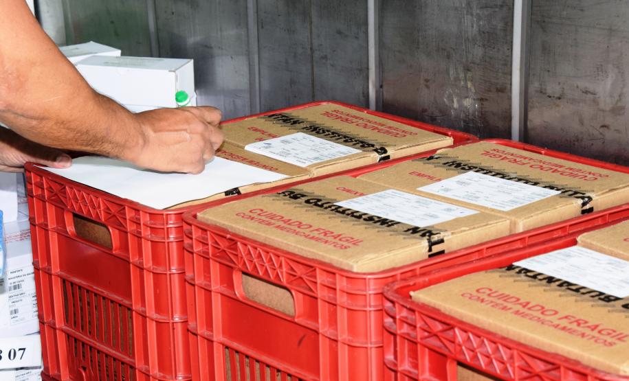 Paraná recebeu neste sábado mais 240,4 mil doses da vacina contra a Covid-19