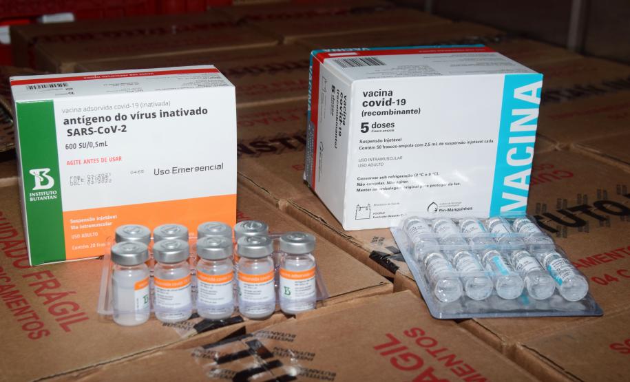 Paraná recebeu neste sábado mais 240,4 mil doses da vacina contra a Covid-19
