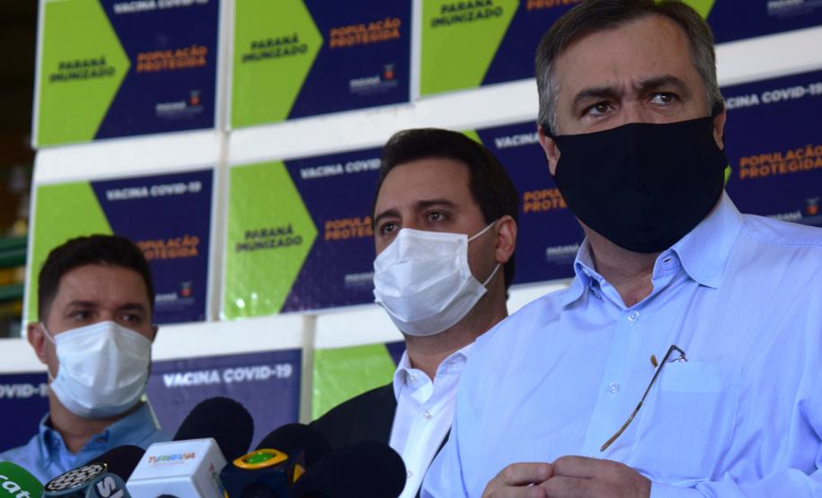 A ideia é incentivar ainda mais a imunização, valorizar a sua importância na luta contra a pandemia, e acelerar a aplicação em cidades que têm mais dificuldades de operacionalizar o Plano Estadual de Vacinação contra a Covid-19.