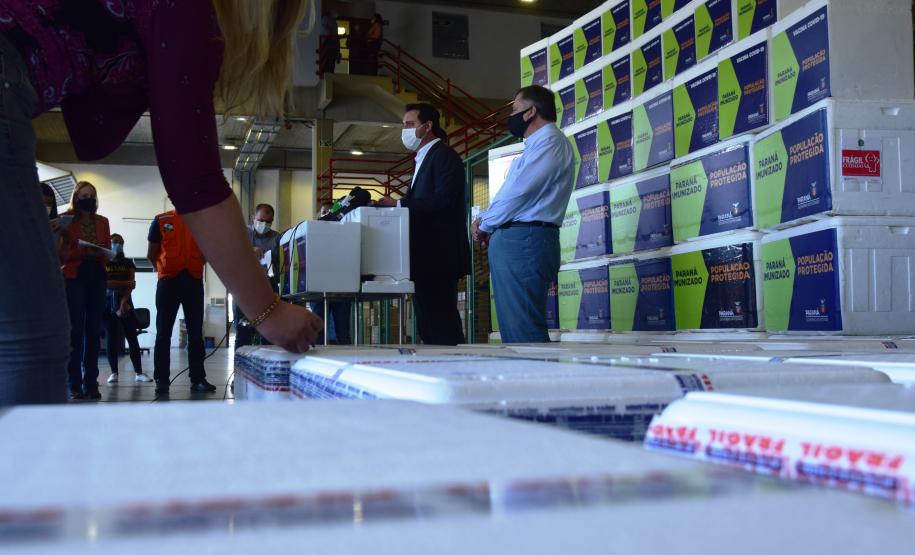 A ideia é incentivar ainda mais a imunização, valorizar a sua importância na luta contra a pandemia, e acelerar a aplicação em cidades que têm mais dificuldades de operacionalizar o Plano Estadual de Vacinação contra a Covid-19.