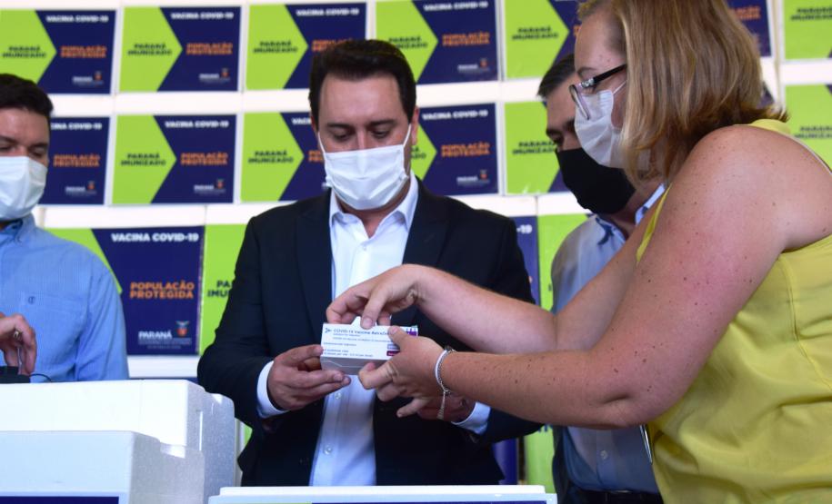 A ideia é incentivar ainda mais a imunização, valorizar a sua importância na luta contra a pandemia, e acelerar a aplicação em cidades que têm mais dificuldades de operacionalizar o Plano Estadual de Vacinação contra a Covid-19.