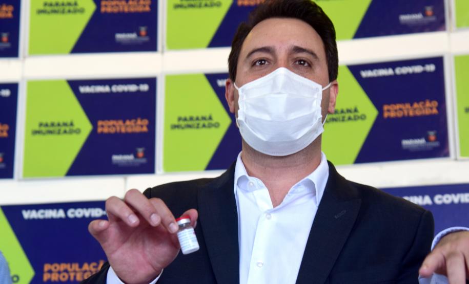 A ideia é incentivar ainda mais a imunização, valorizar a sua importância na luta contra a pandemia, e acelerar a aplicação em cidades que têm mais dificuldades de operacionalizar o Plano Estadual de Vacinação contra a Covid-19.