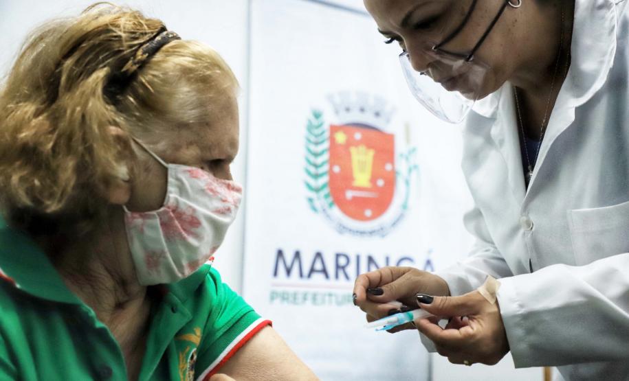 Municípios do Paraná aderem à vacinação de domingo a domingo