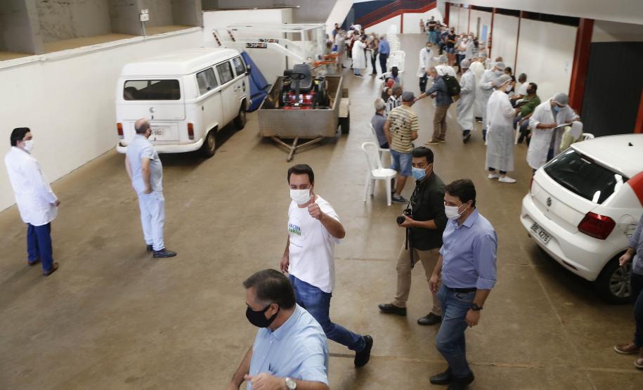 Municípios do Paraná aderem à vacinação de domingo a domingo