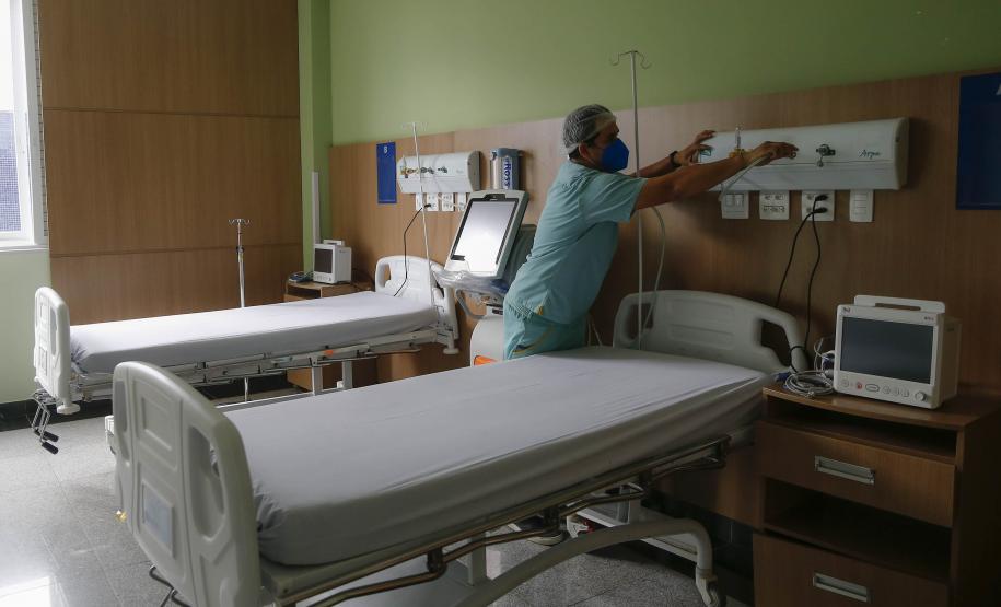 Governo abre 1.447 leitos em março e chega a 4,7 mil na rede contra a Covid-19