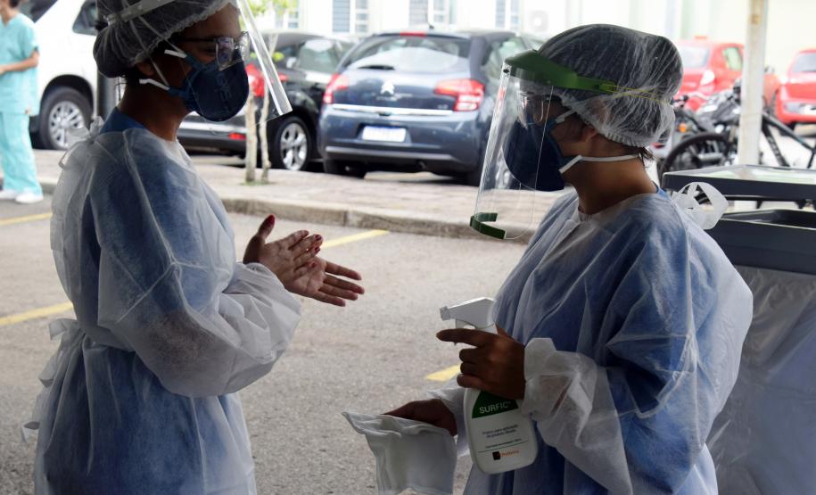 Primeiros casos de Covid-19 eram confirmados no Paraná há quase um ano