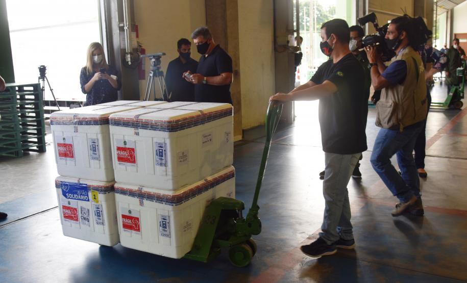 Estado começa a distribuir novo lote de vacinas por Cascavel