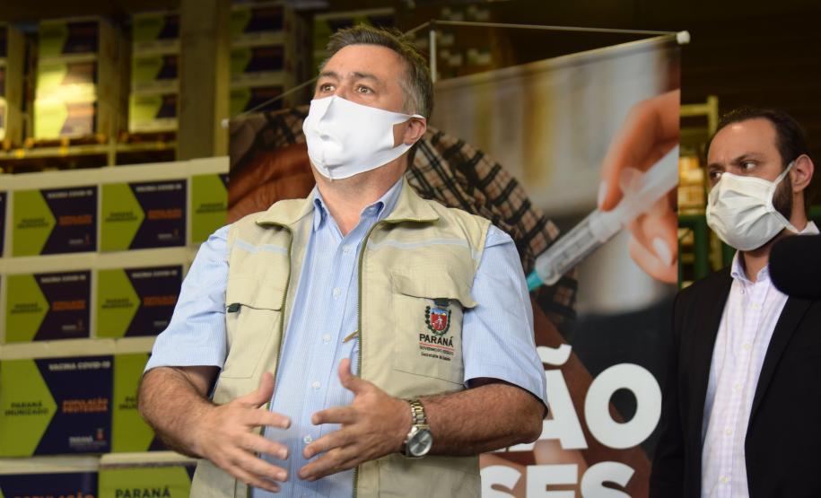 Paraná distribui novo lote e começa a vacinar idosos com mais de 75 anos