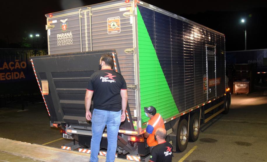 Paraná distribui mais 129,2 mil doses para vacinação de idosos com mais de 75 anos