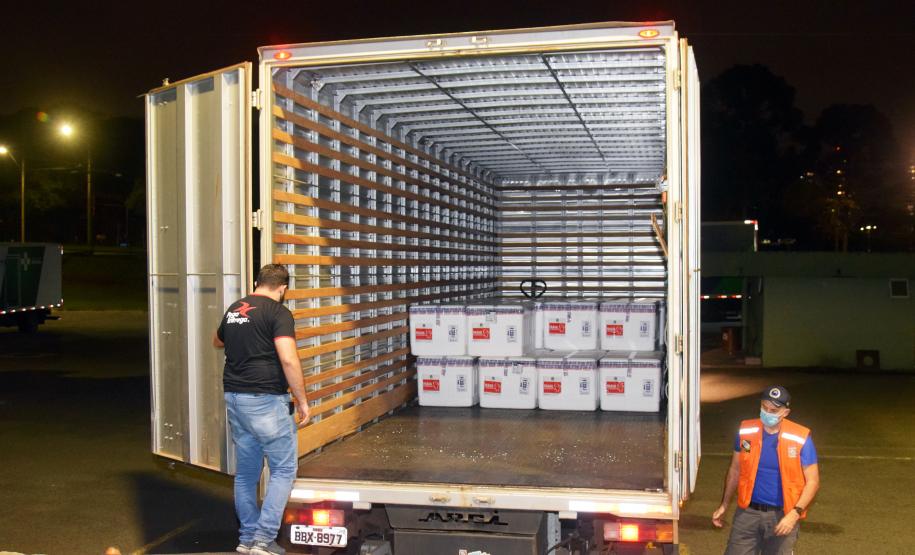 Paraná distribui mais 129,2 mil doses para vacinação de idosos com mais de 75 anos