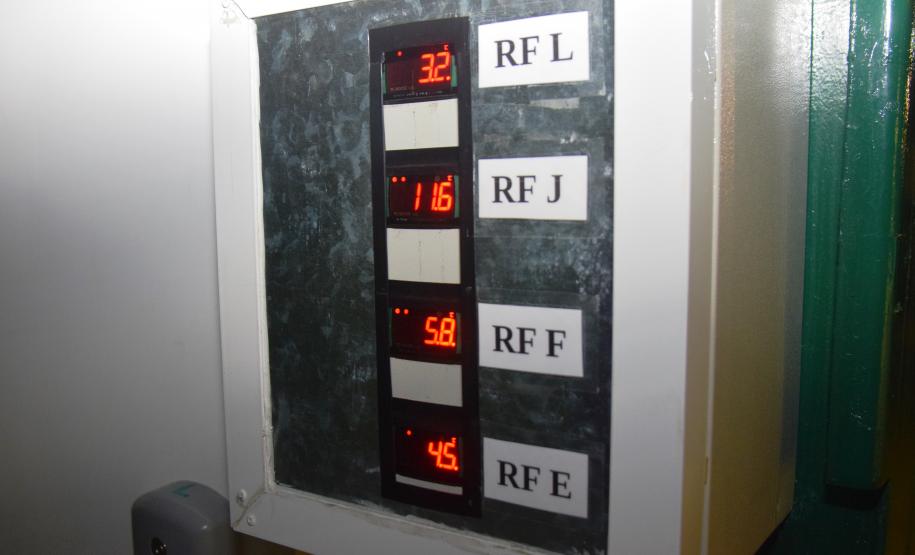 Paraná distribui mais 129,2 mil doses para vacinação de idosos com mais de 75 anos