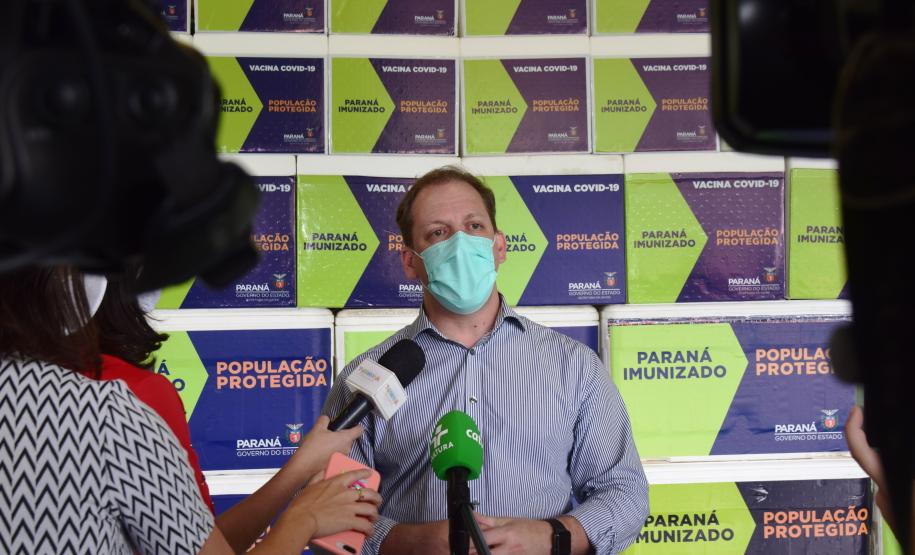 Saúde distribui medicamentos de kit de intubação para 31 hospitais do Paraná