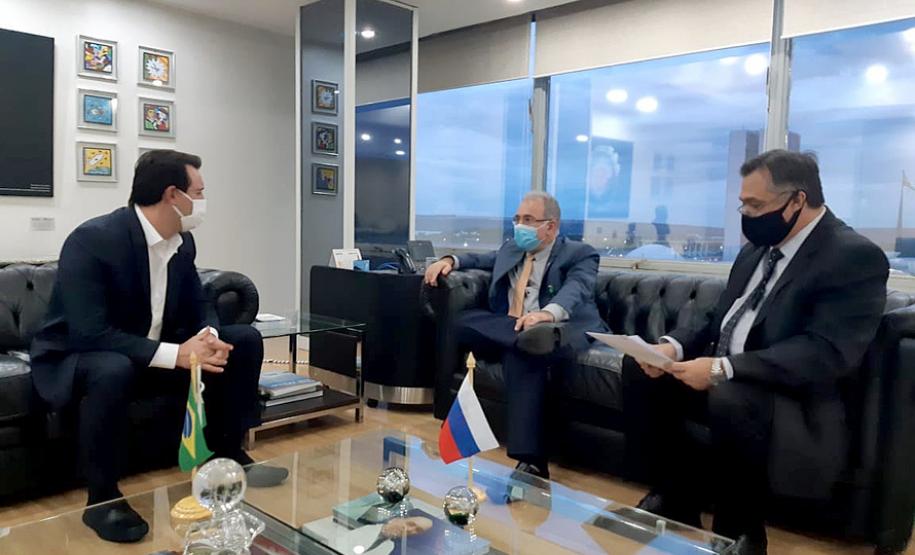 O governador Carlos Massa Ratinho Junior e o secretário de Saúde Beto Preto se reuniram com o ministro da Saúde, Marcelo Queiroga, nesta terça-feira (6) em Brasília.