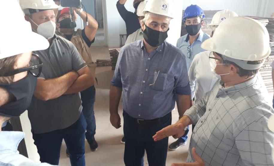 Secretário visita obras do Hospital Regional de Toledo